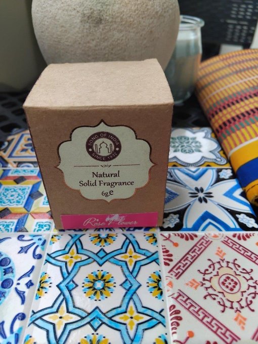 Rose flower: Parfum solide dans un pot en palissandre