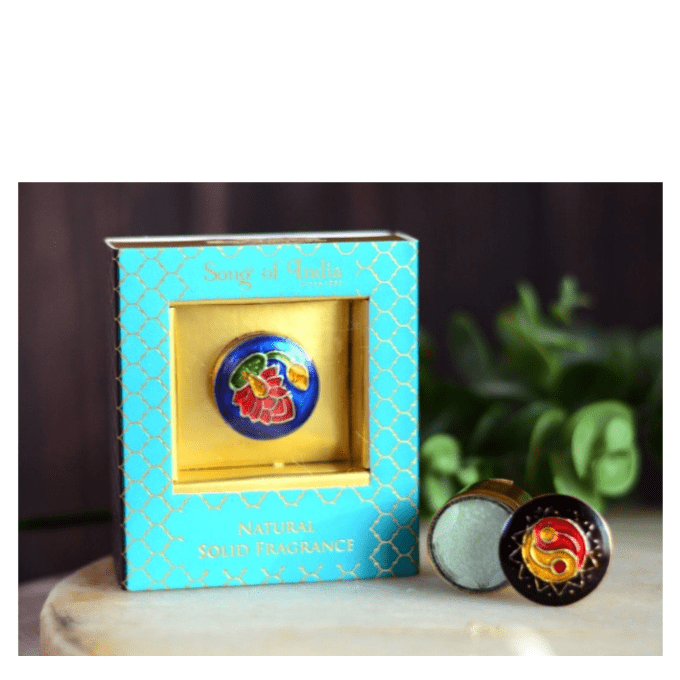 Parfum solide Luxurious Veda dans un pot en laiton 4g
